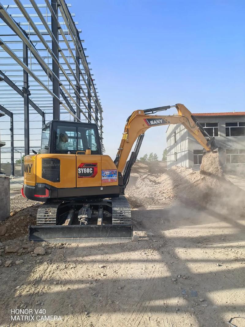 朔州市飛騰工程機械設備租賃本單位承攬大小型土方和綠 - 抖